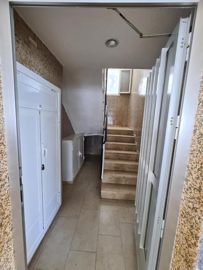 Апартаменты Perla Del Mar - 150 Metros Del Mar Санта Пола Экстерьер фото